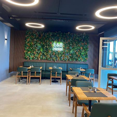 E&B Hotel Korb Eksteriør bilde
