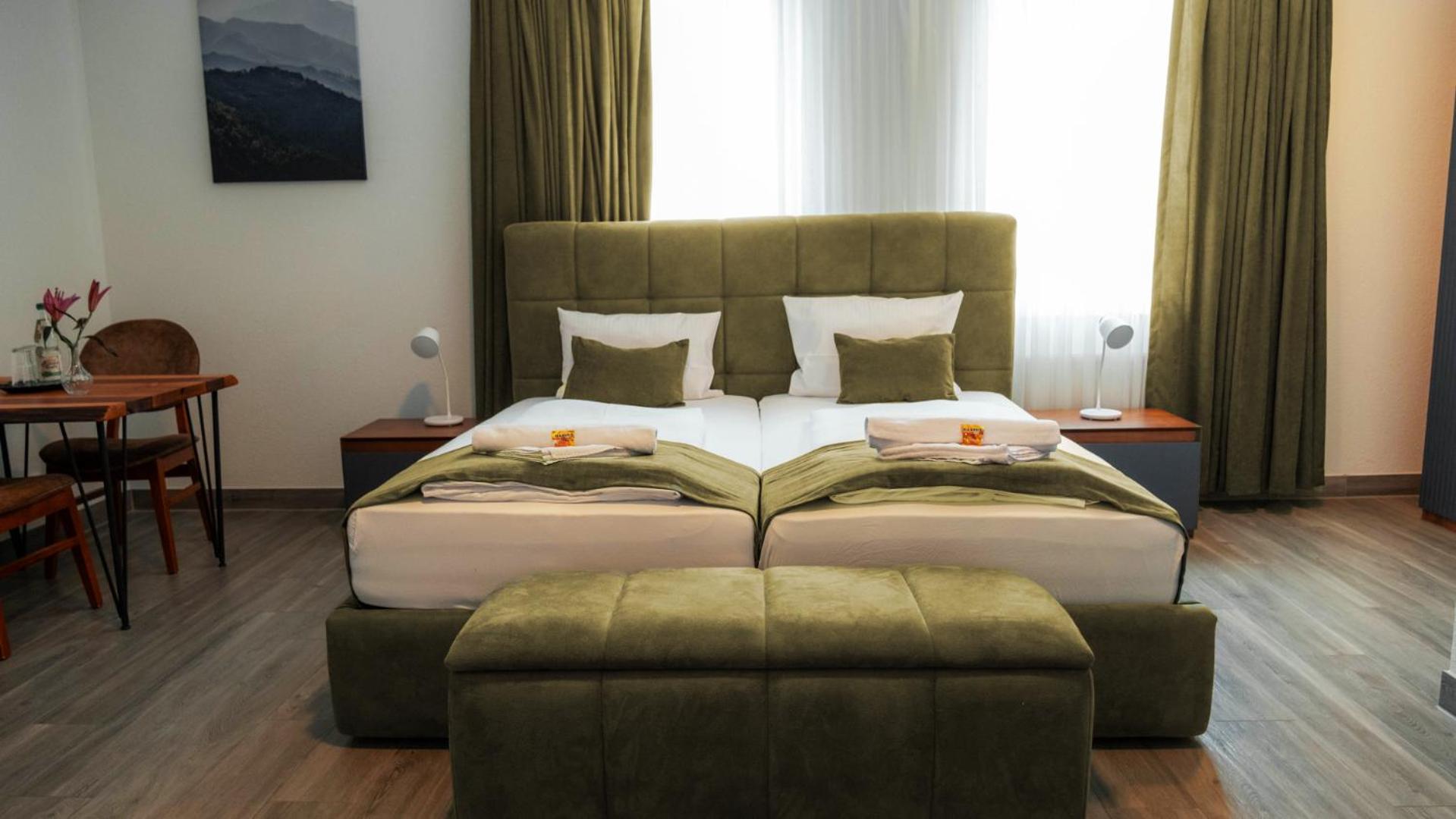 E&B Hotel Korb Eksteriør bilde